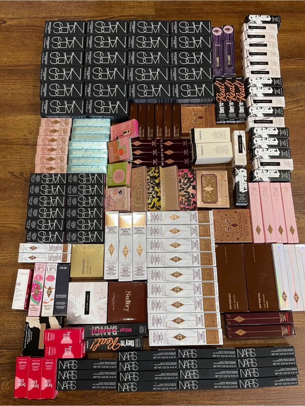 150 pcs Makeup mixed bundle